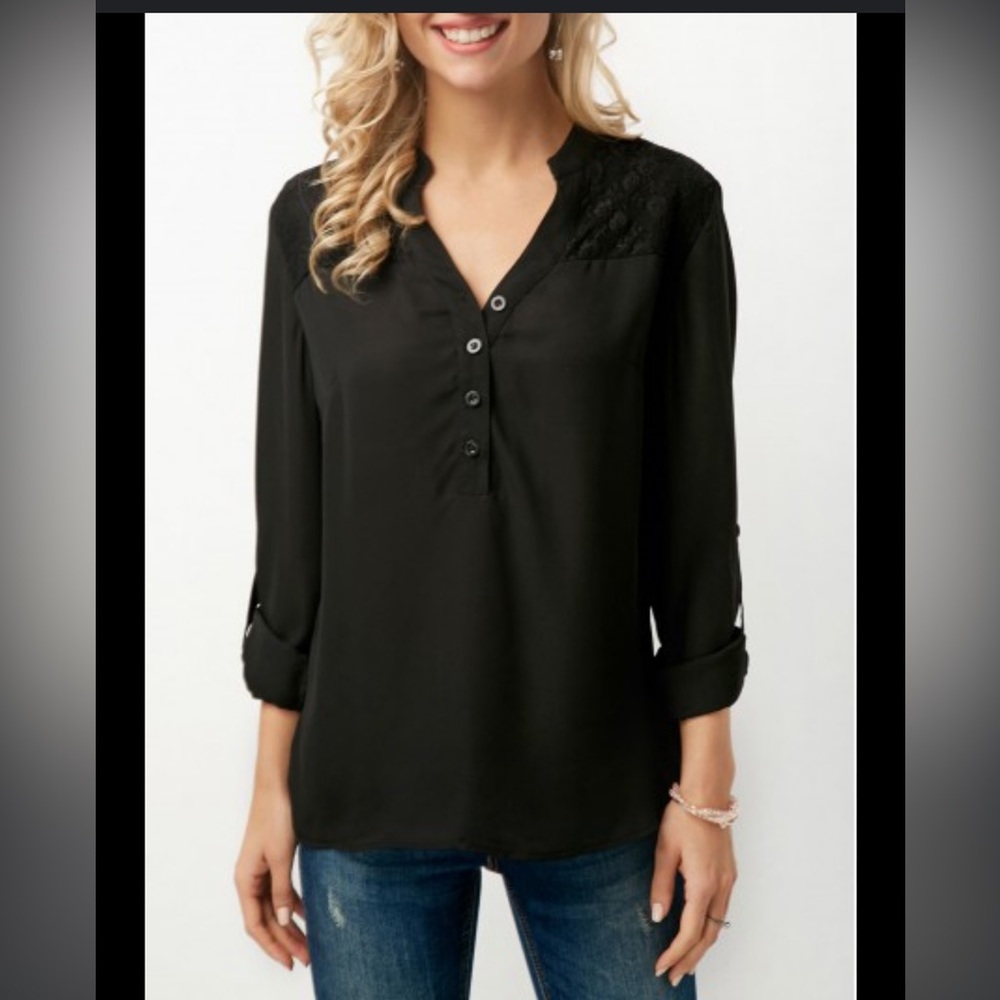 Express hi/low tunic blouse with lace size large item 07-35